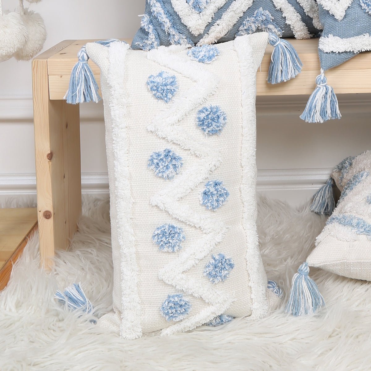 Blue Geometric Pattern Tufted Pillow Cover